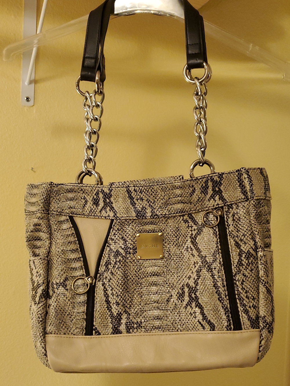 Miche Bag Wirh Just 1 Cover. Women’s Snake-Print Shoulder Bag in Beige